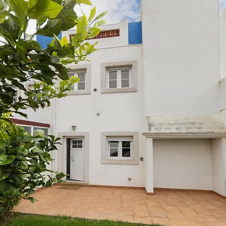 Апартаменты Route 22 Baleal